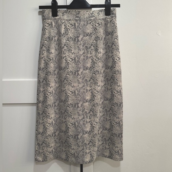 Fate Python Skirt - Picture 1 of 2